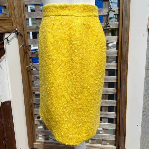 kate spade Yellow Gold Boucle Kylie Skirt (size 4) - Picture 4 of 12